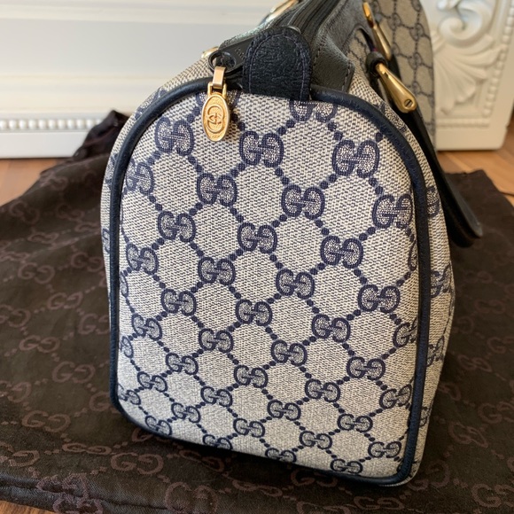 SOLD 🚫 Gucci Navy Boston Speedy Monogram Handbag - Picture 4 of 8